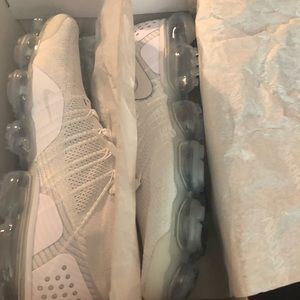 AirMax Vapors 2 Brand new never been warn.
